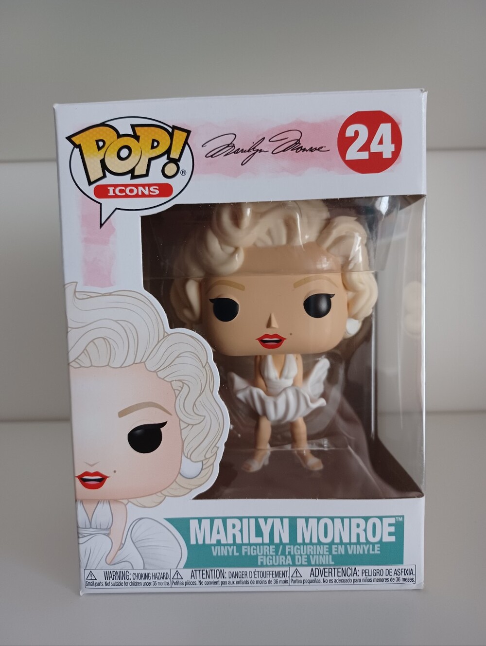 Marilyn Monroe In White Dress 24 Vinyl Figure Funko Pop Collectible Icon Actress
